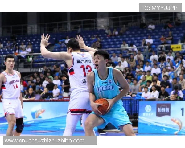 青岛主场大胜广州杨瀚森贡献13分15篮板助力球队终结对手连败纪录